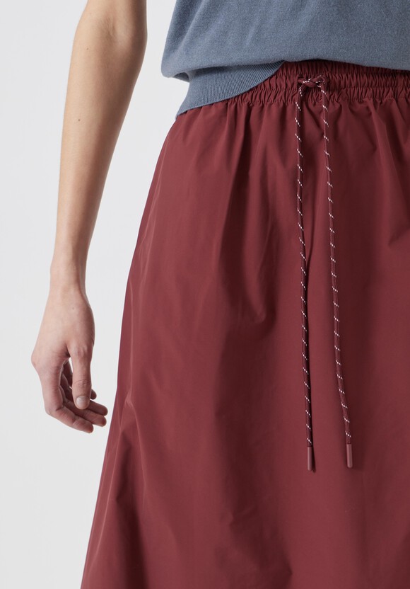 Aya Technical Pull On Midi Skirt