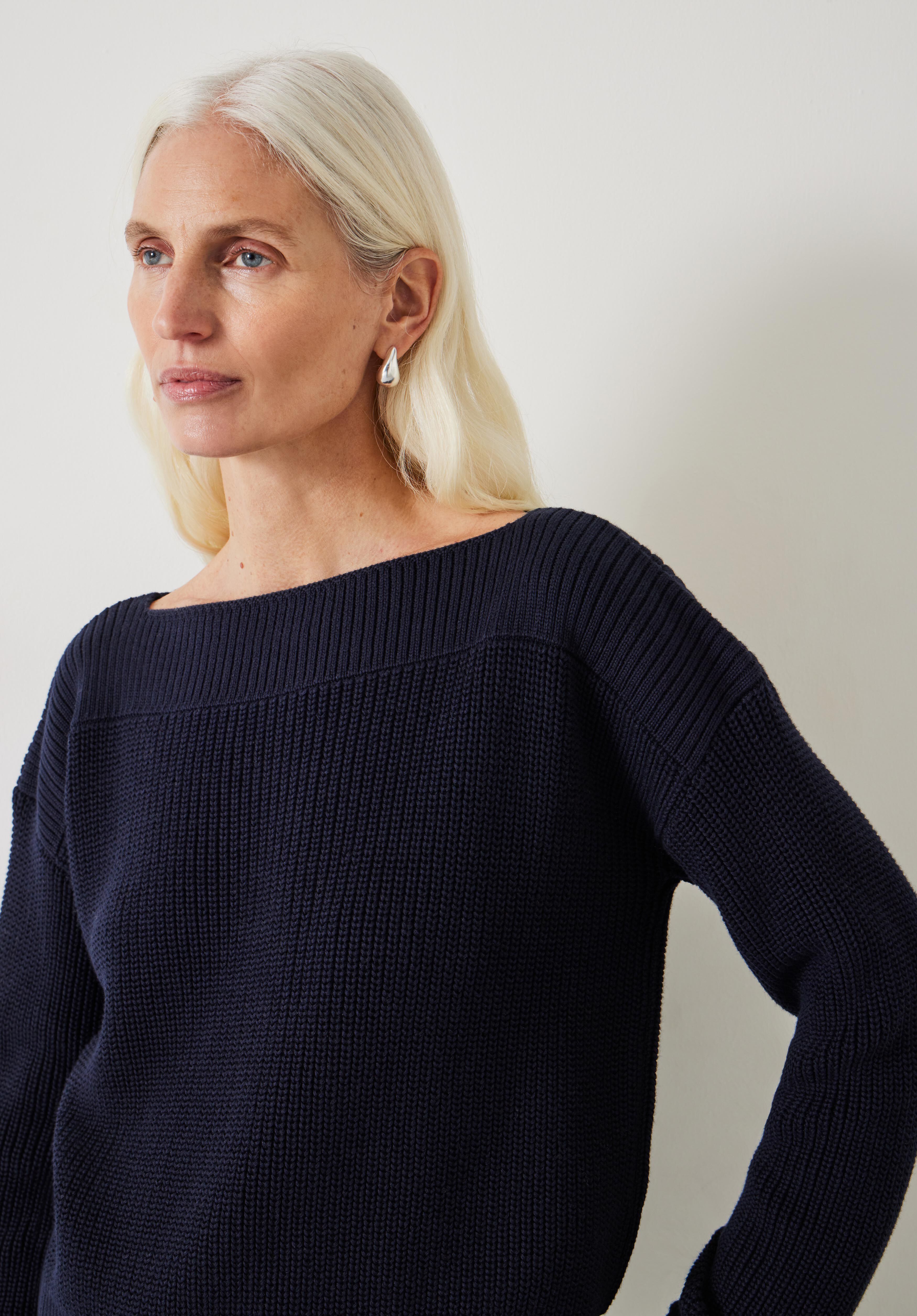 Navy boat neck jumper top
