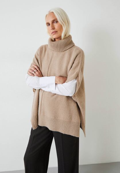 Montana Roll-Neck Vest