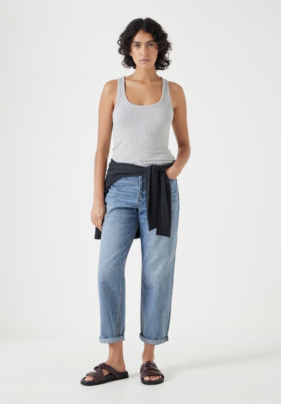 Scoop Neck Ribbed Vest
