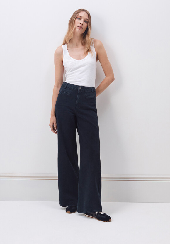 Rowan Welt Pocket Flared Jeans