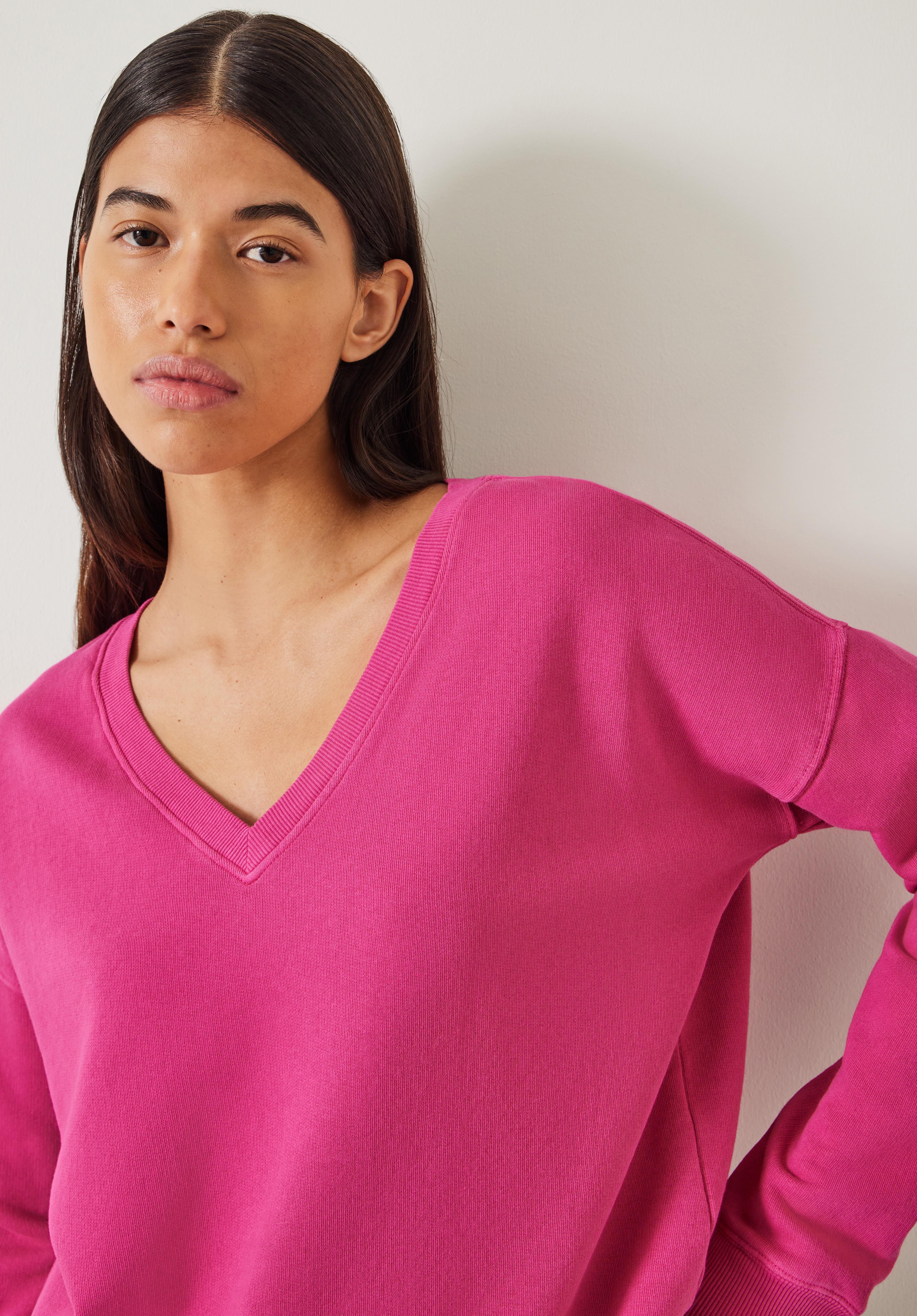 April V Neck Sweatshirt Peacock Pink hush