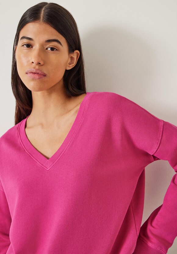 April V-Neck Sweatshirt