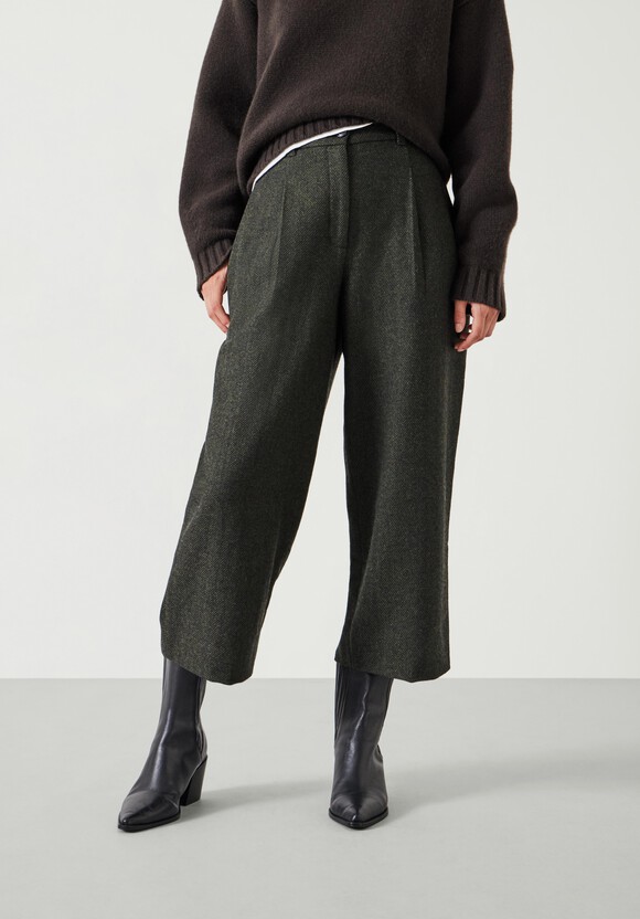 Carys Tailored Cropped Trousers