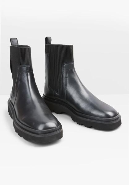 Pacey Leather Chunky Chelsea Boots