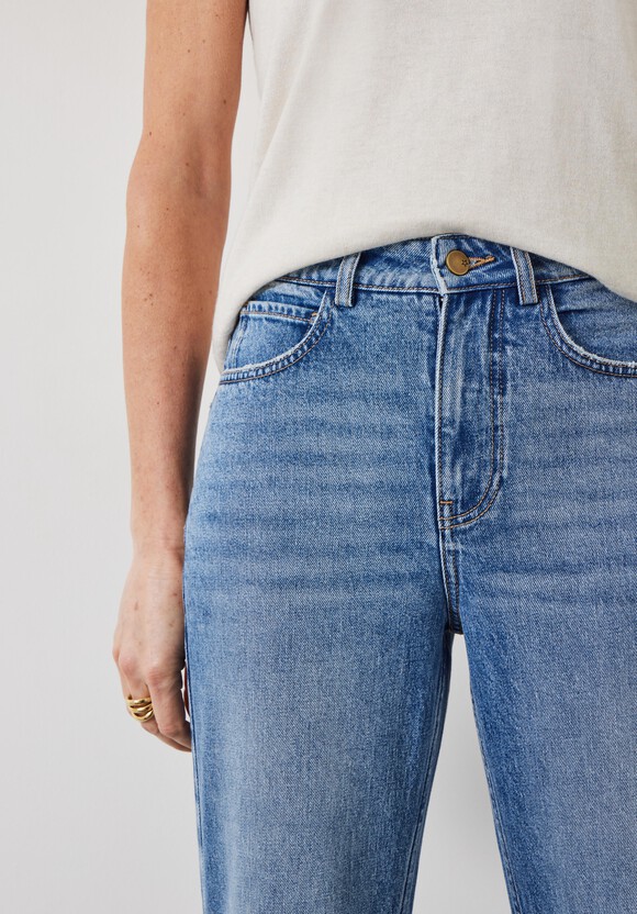 Alex Straight Leg Jeans