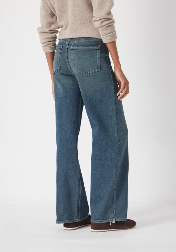 Rowan Welt Pocket Flared Jeans