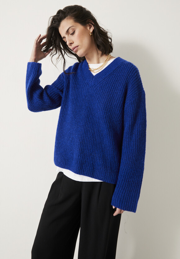 Aliah High V Wool Blend Jumper