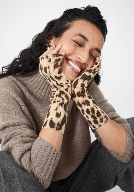 Cashmere Leopard Wristwarmers