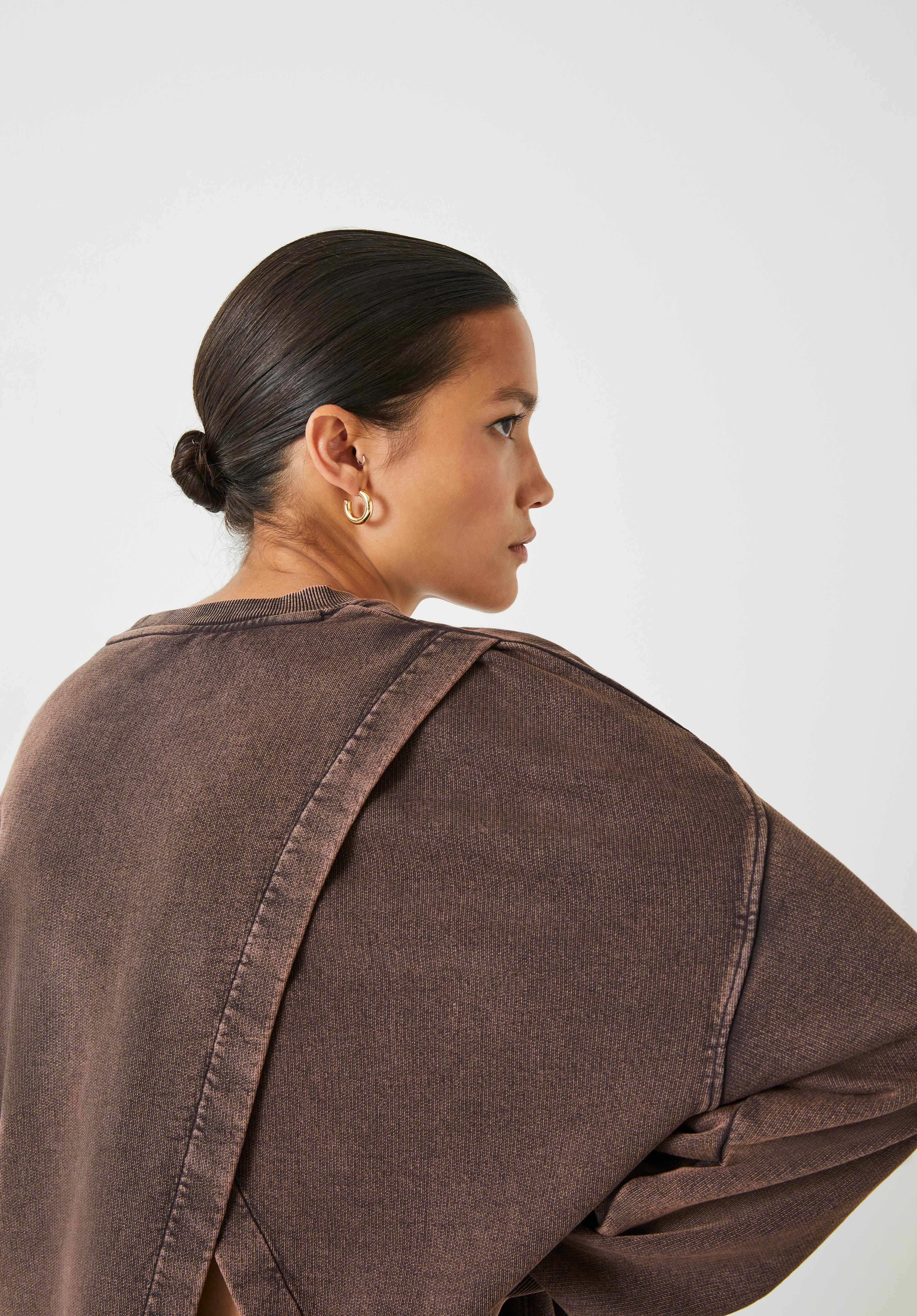 Open back sweatshirt outlet