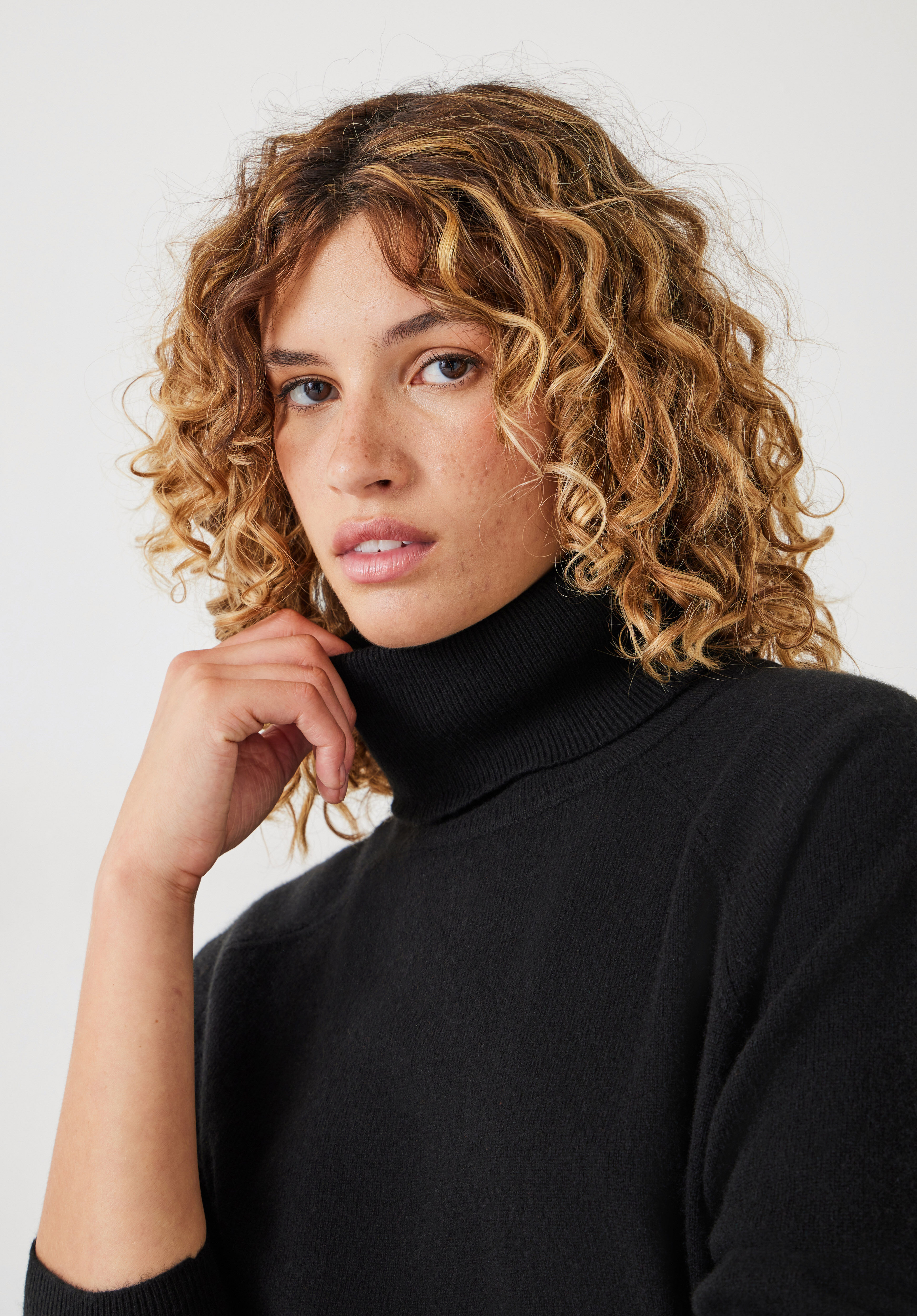 Black polo neck cashmere jumper hot sale