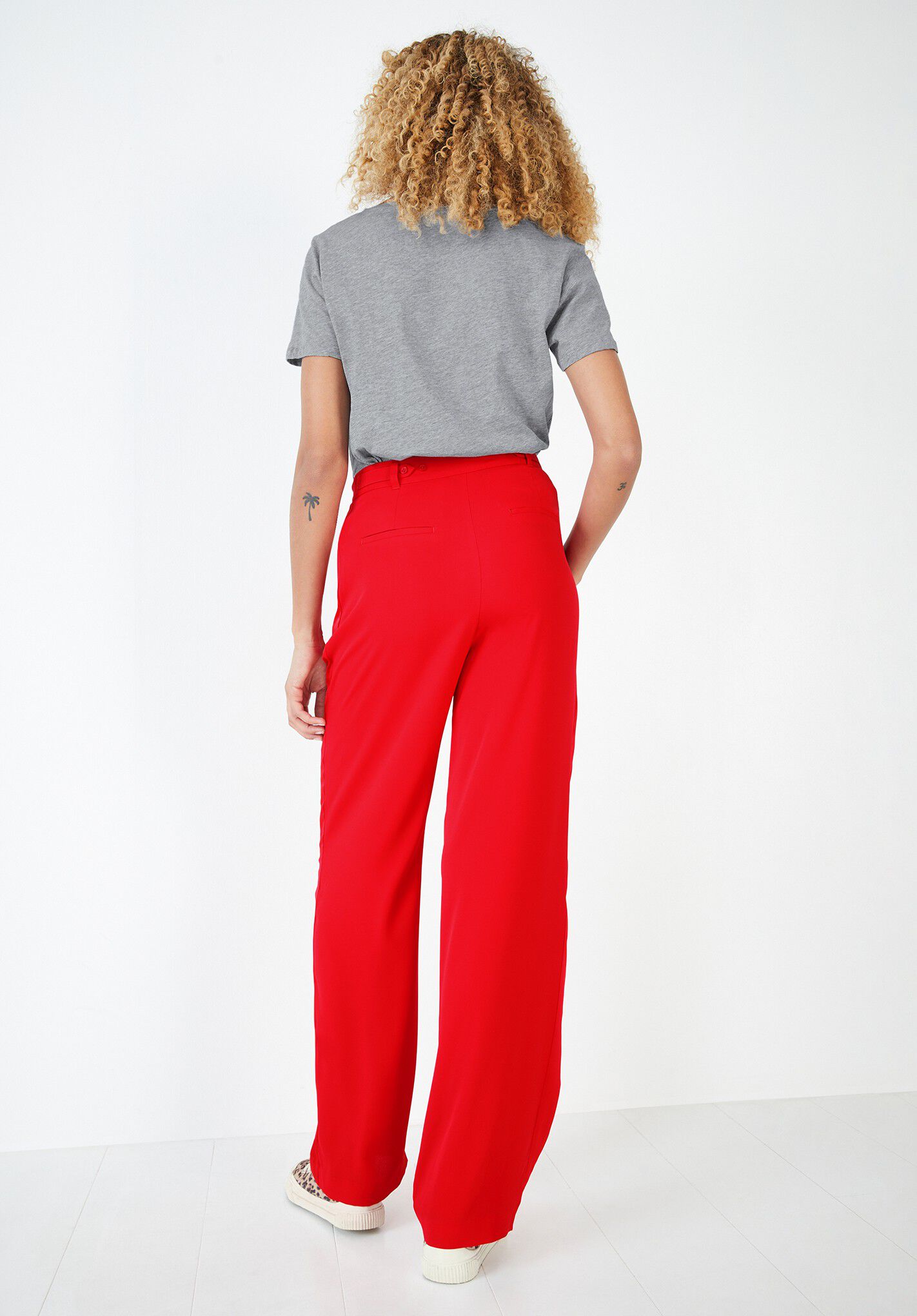 Red wide leg trousers 2025
