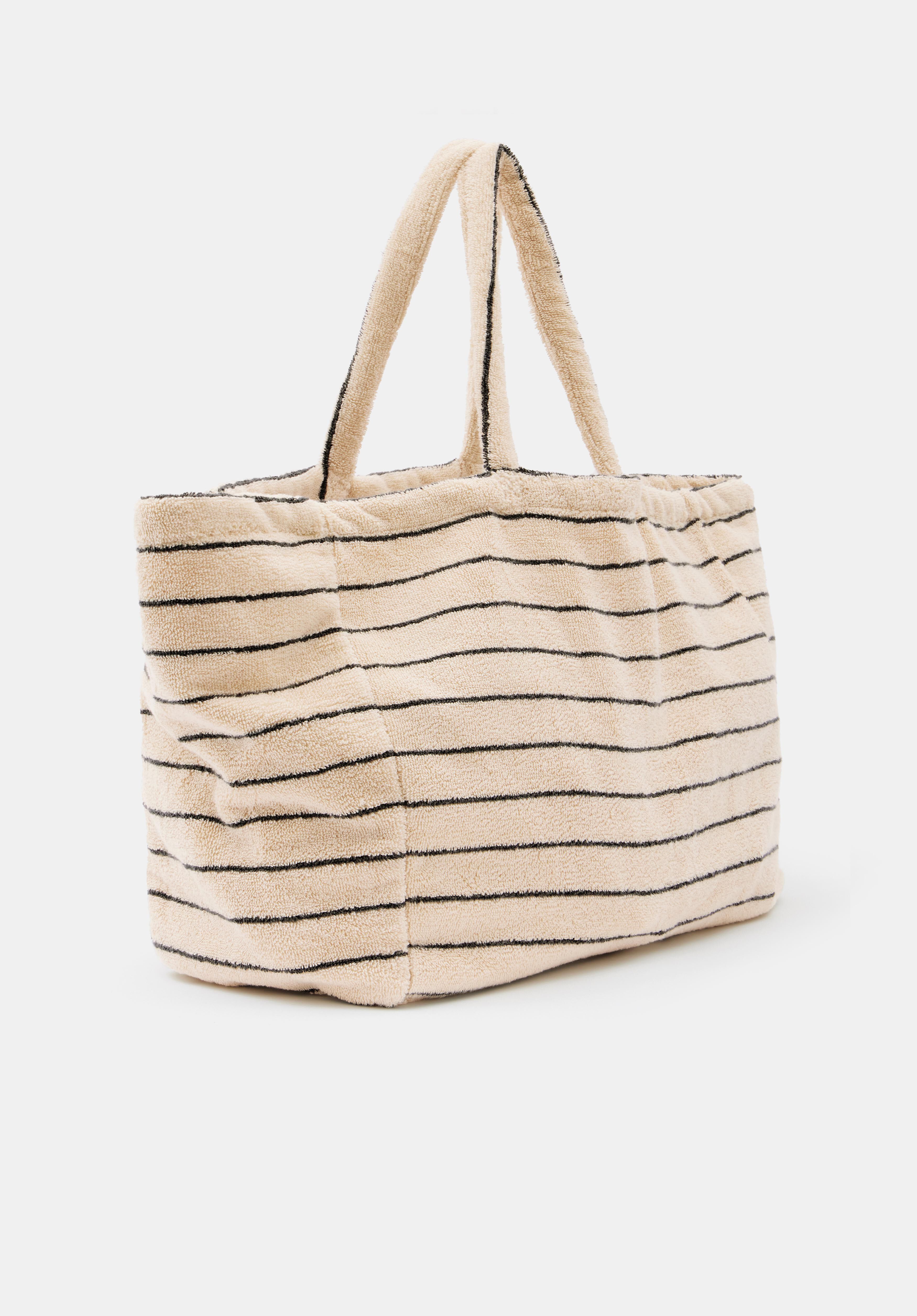 Hush beach bag top