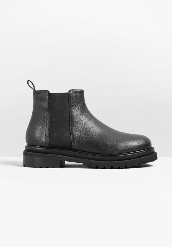 Bailey Leather Boots