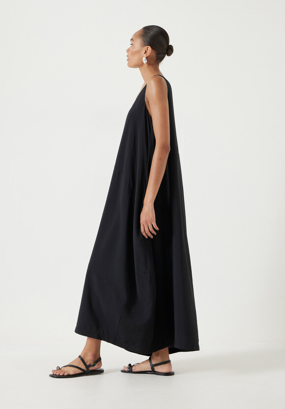 Liddie Air Flow Barrel Tank Dress