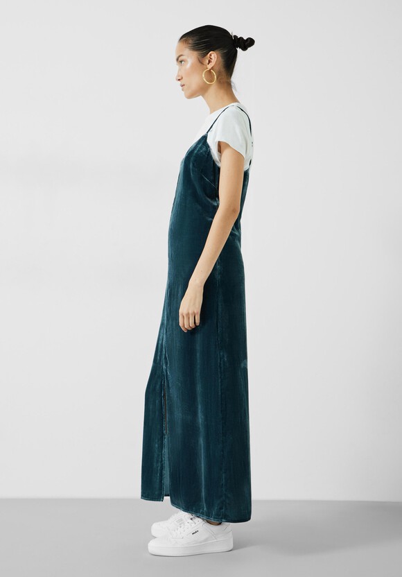 Leila Split Velvet Midi Dress