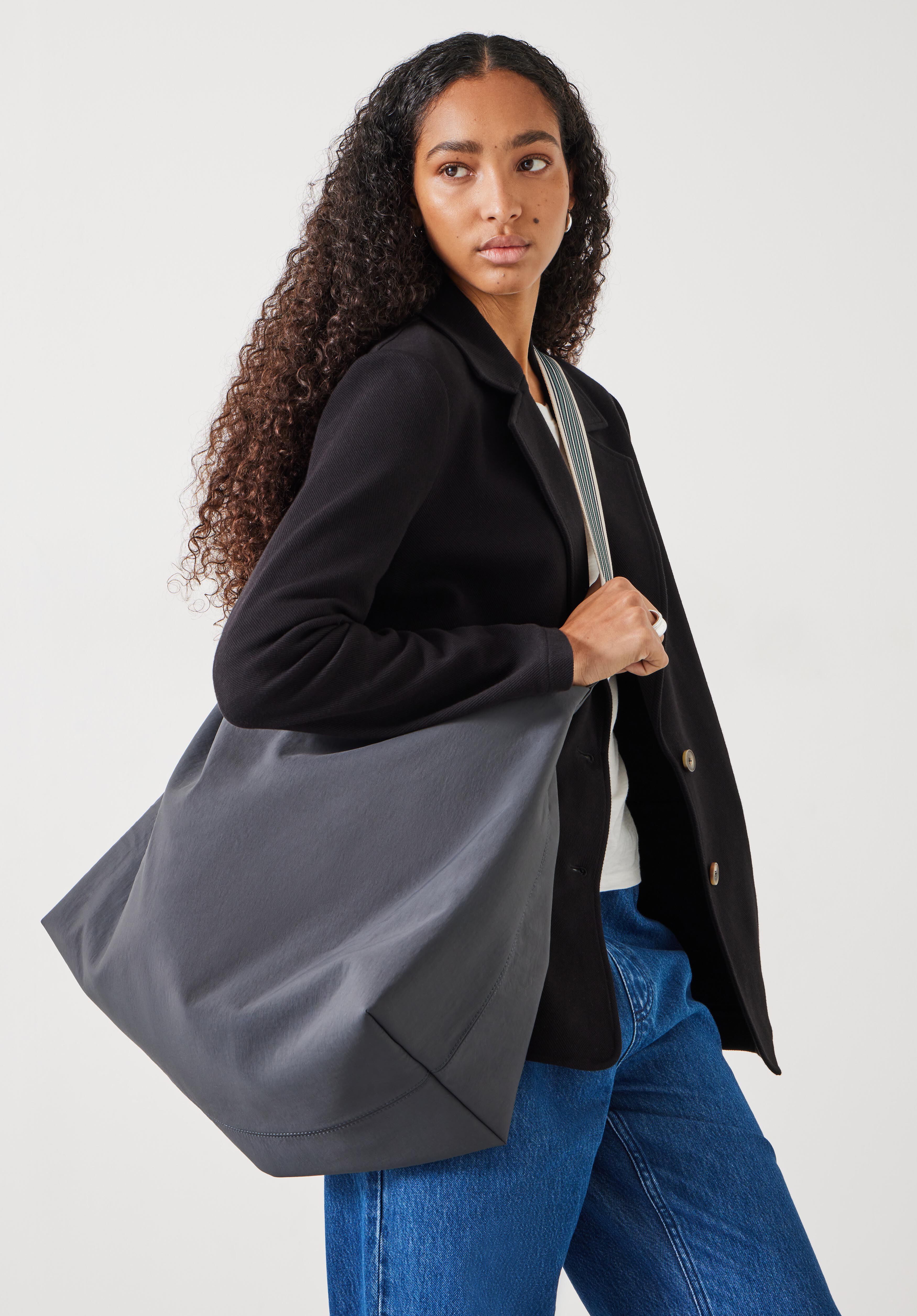Nylon holdall bag outlet