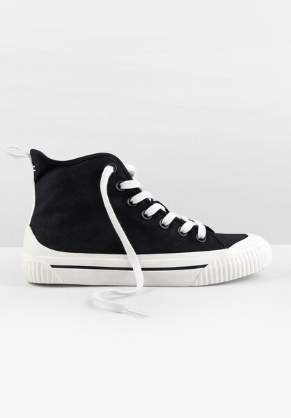 Skye Hi Top Trainers