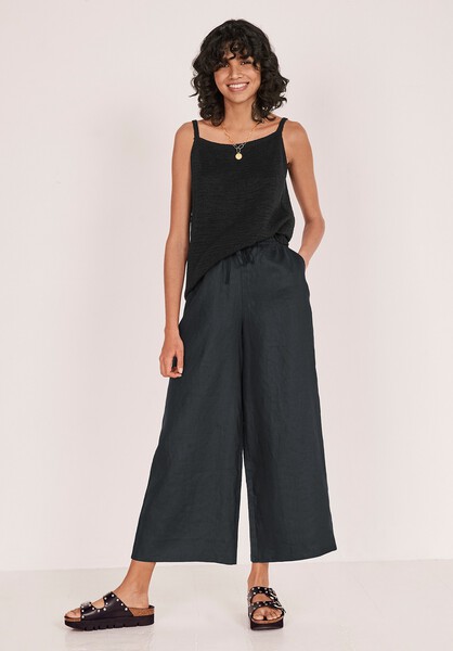 Anoki Square Neck Knitted Vest