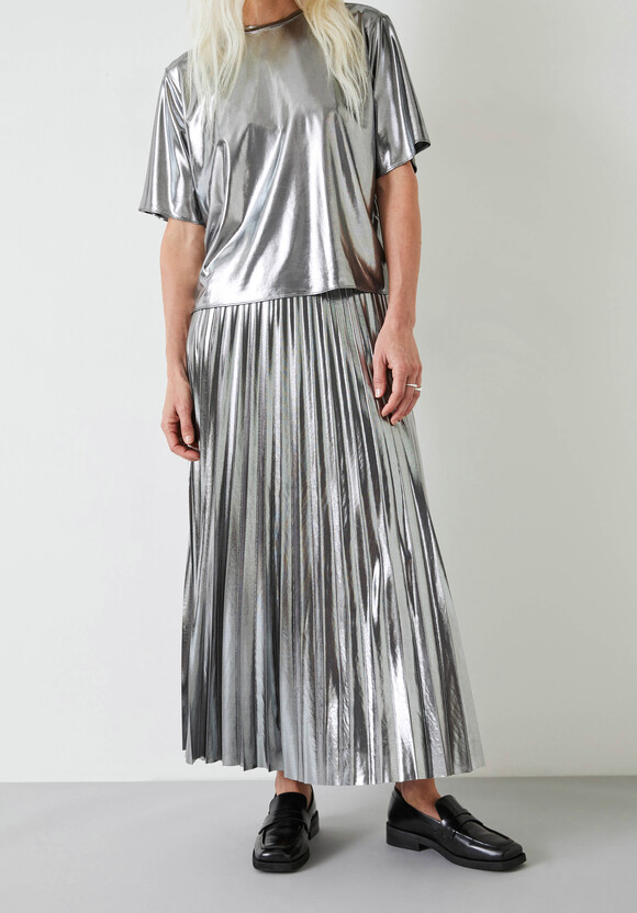 Raven Pleated Maxi Skirt
