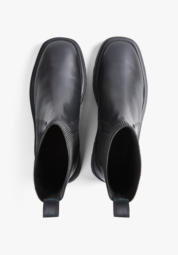 Pacey Leather Chunky Chelsea Boots