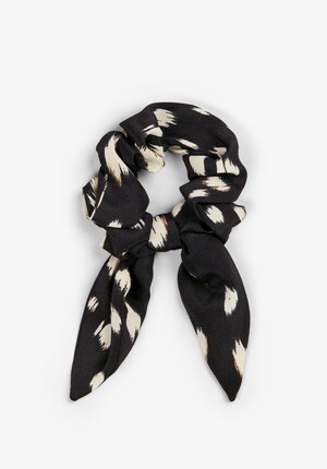 Andria Printed Scrunchie