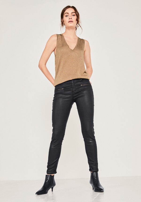 Leota Knitted Vest