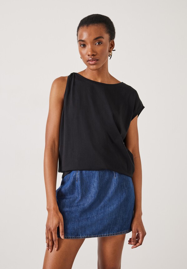 Jenna Knot Detail T-Shirt