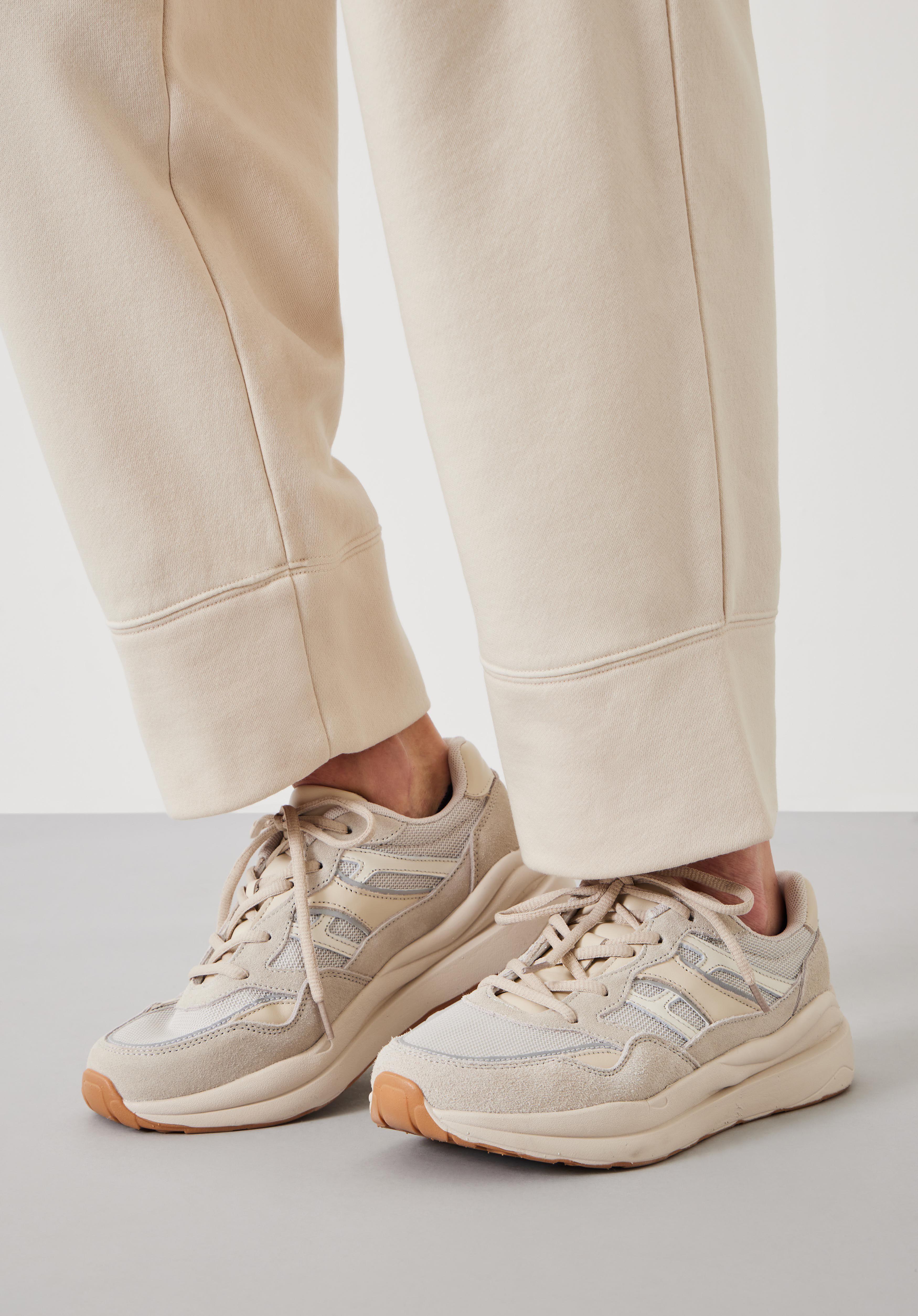 Chunky trainers top