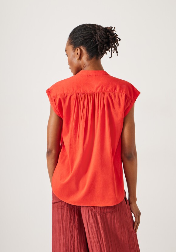 Viola Sleeveless Cotton Shirt