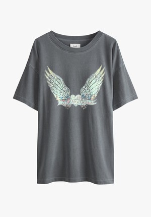 Heart Wings Boyfriend Tee
