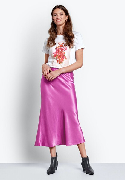 Bouquet Tee