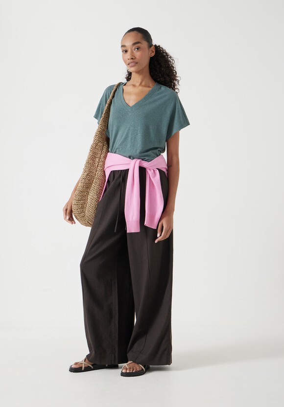 Rosalia Linen Blend V Neck T-Shirt