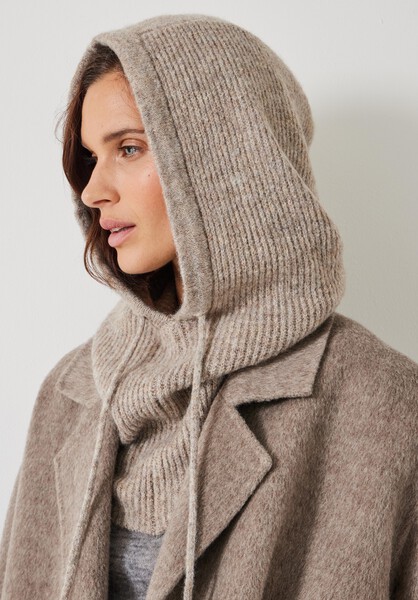 Kiara Knitted Hood