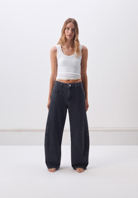 Bree Horseshoe Barrel Leg Jeans