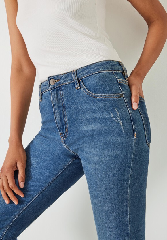 Agnes Straight Leg Jeans