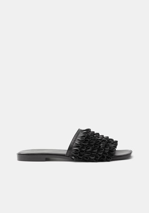 Leather Fringe Sandals