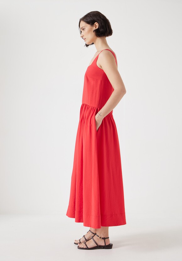 Air Flow Square Neck Midi Ballerina Dress