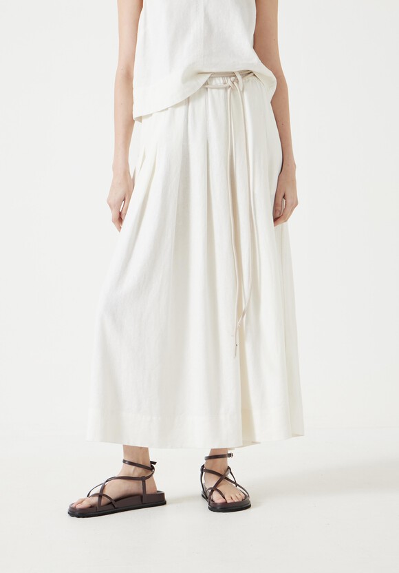 Ivy Pleated Linen Blend Midi Skirt