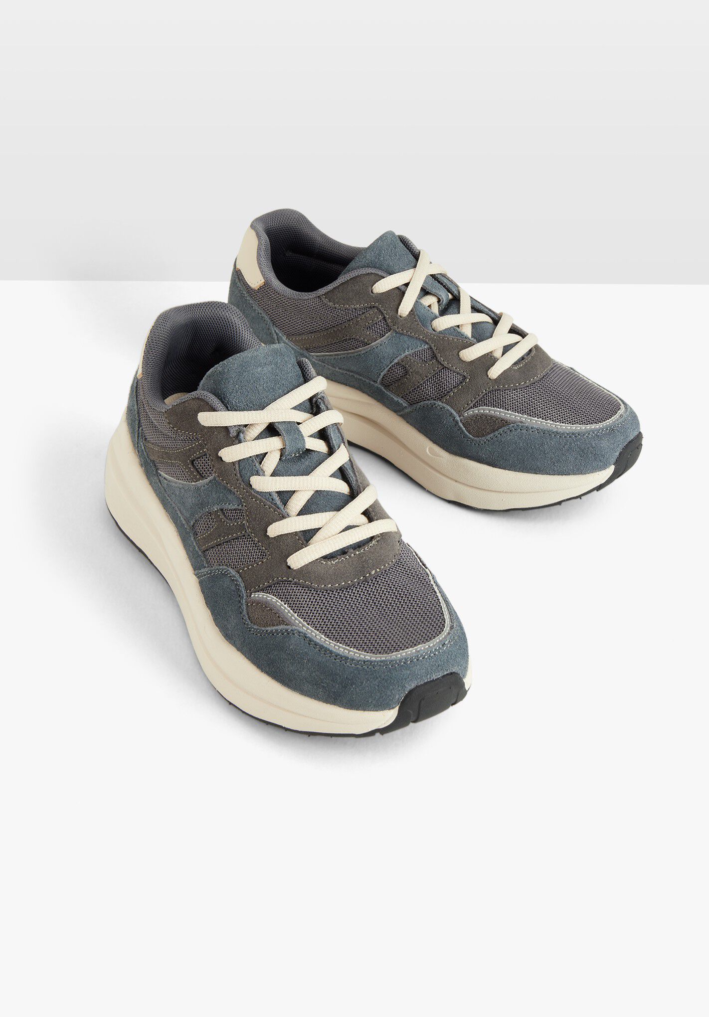 Sneakers sales sophie martin