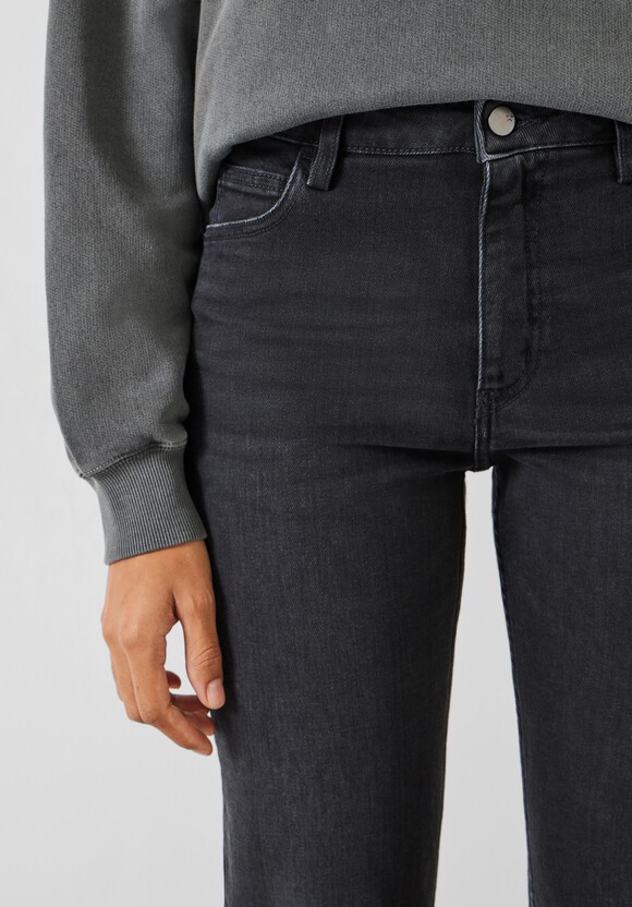 Agnes Straight Leg Jeans