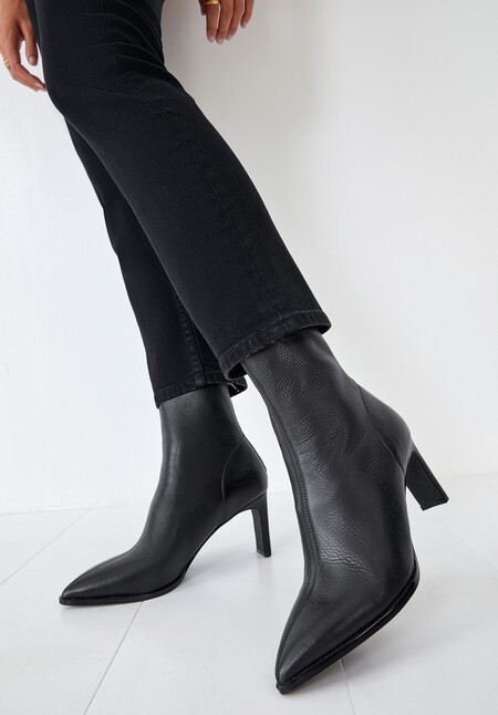 Kendal Sock Boots