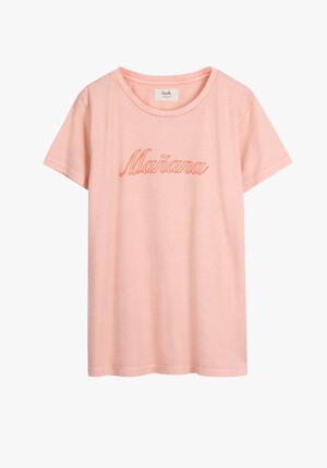 Manana Tee