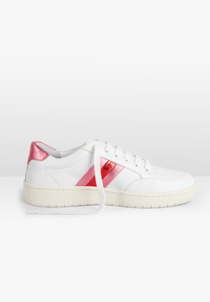 Nusa Leather Trainers
