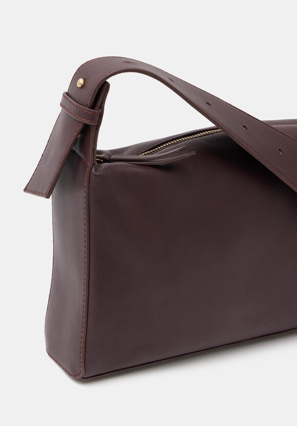 Cleo Minimal Leather Crossbody Bag