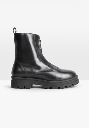 Elm Leather Boots