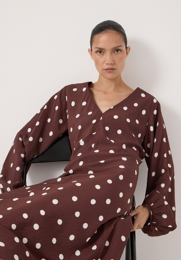 Grace V-Neck Long Sleeve Dress