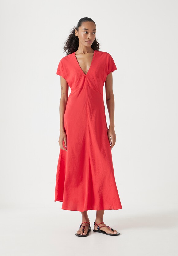 Grace Air Flow V-Neck Maxi Dress