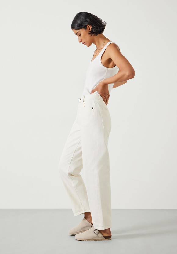 Relaxed Boyfriend Jeans