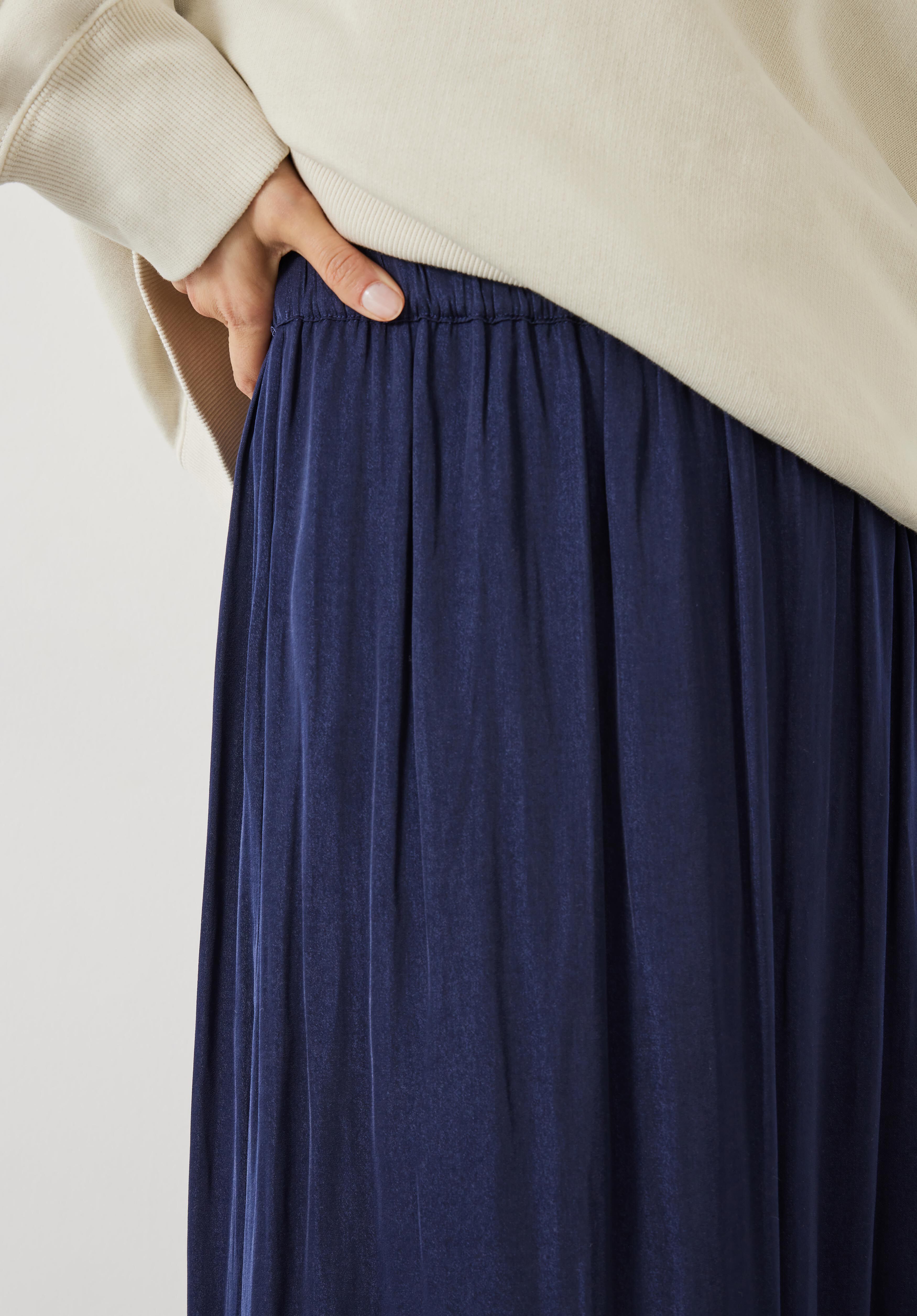 Simmi Wrap Maxi Skirt Midnight Navy hush